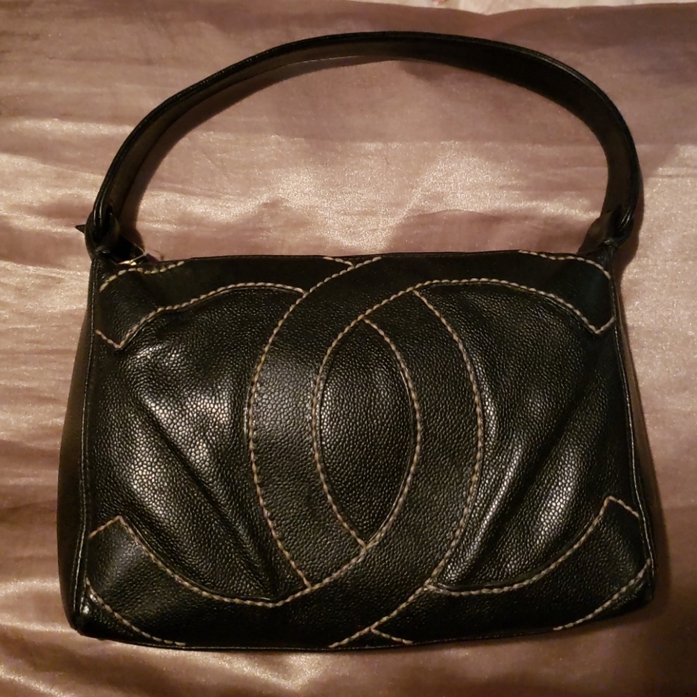 SOLD. Small CHANEL CC Stitched Caviar Bag